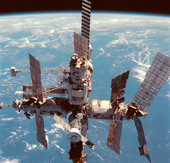  Orbital station MIR shortly before its de-orbiting on 23 March 2001.
