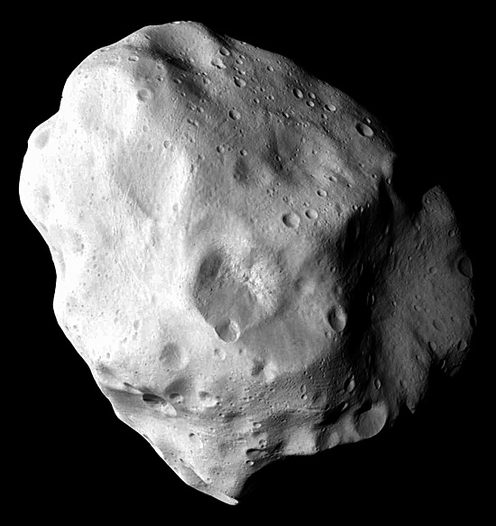  Prelet okolo asteroidu Lutetia da 10.7.2010 vo vzdialenosti 3162km. Foto: ESA