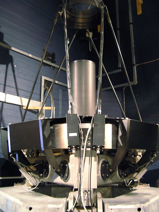 ALOMAR, optick prijma LIDAR-a s dvojmetrovm parabolickm zrkadlom.